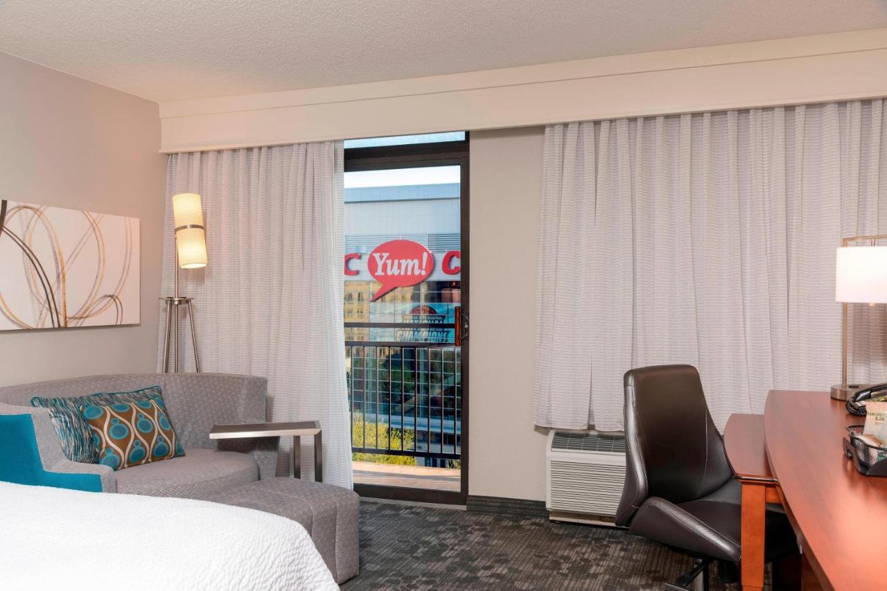 คอร์ทยาร์ด หลุยส์วิลล์ ดาวน์ทาวน์ Hotel ภายนอก รูปภาพ